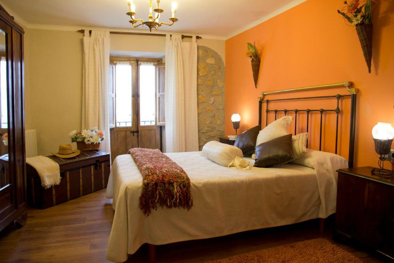 Casa Rural Lazkano En Sierra De Urbasa San Martín Kültér fotó