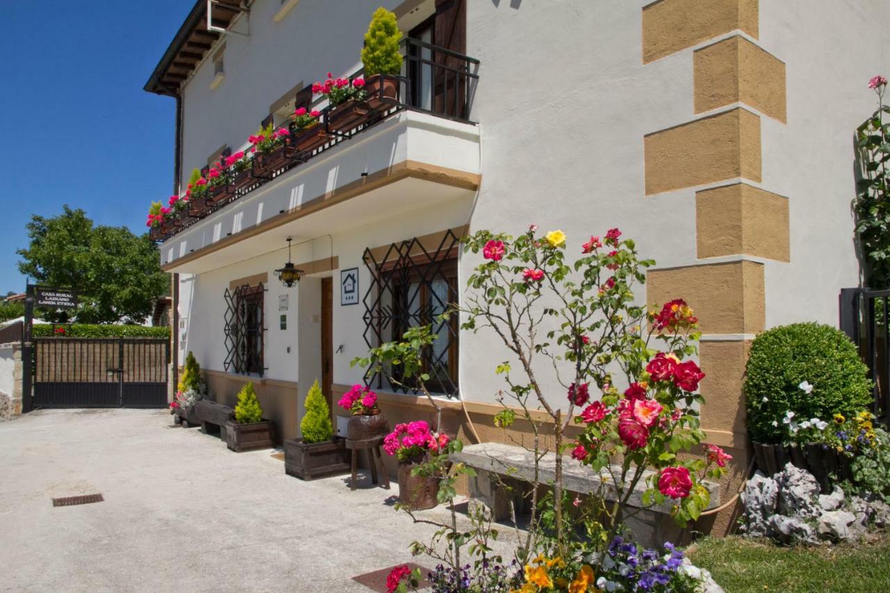 Casa Rural Lazkano En Sierra De Urbasa San Martín Kültér fotó